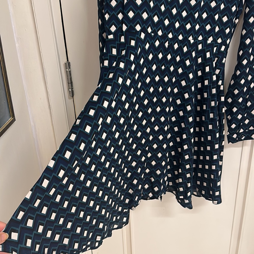 NWOT Zara Shirt dress with long sleeves in a smart , eye catching pattern! UK L! - Picture 7 of 13